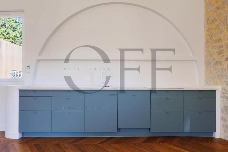 Maison - 145 m² - 6 pièces