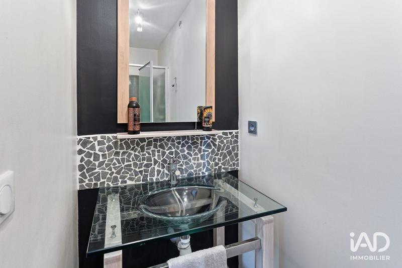 Maison - 283 m² - 8 pièces