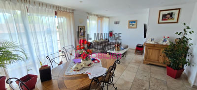 Appartement - 77 m² - 4 pièces