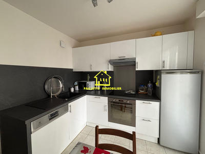 Appartement - 95 m² - 4 pièces