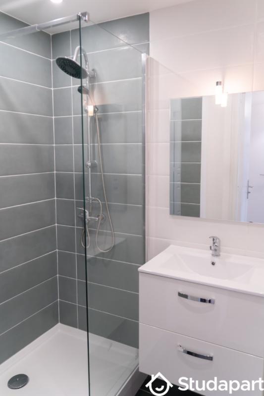 Chambre - 9 m² - 1 pièce