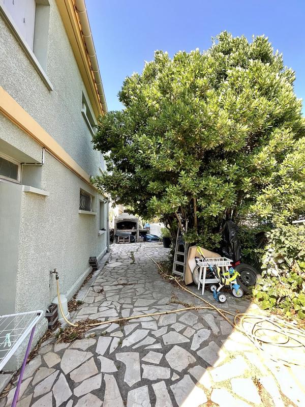 Maison - 95 m² - 6 pièces