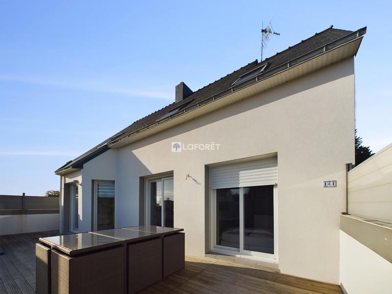 Maison - 120 m² - 6 pièces