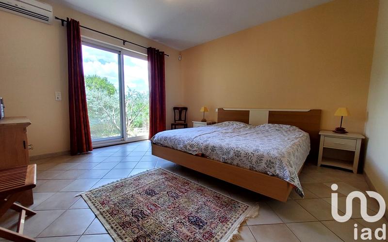 Maison - 236 m² - 7 pièces