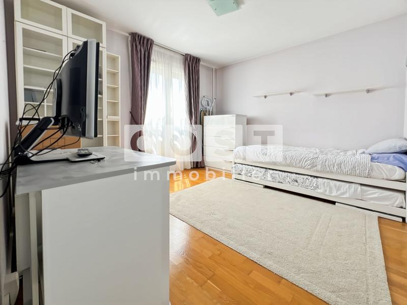 Appartement - 91 m² - 4 pièces