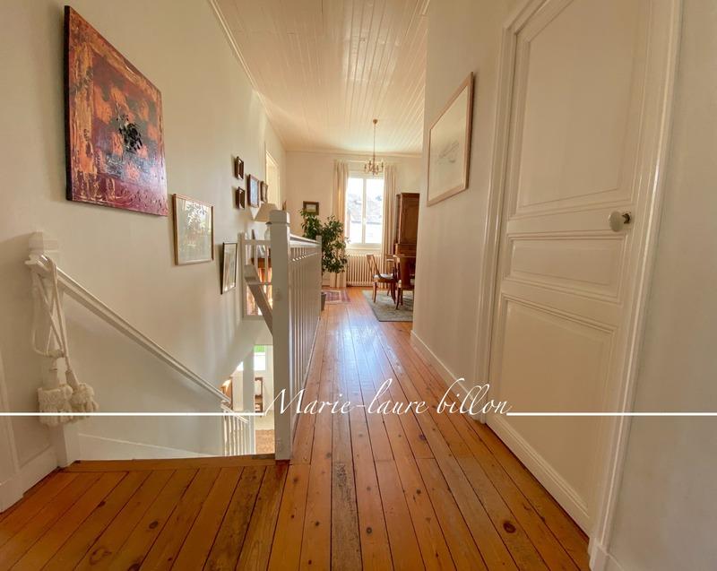 Maison - 175 m² - 8 pièces