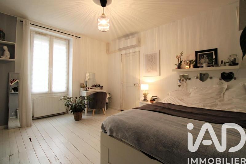 Maison - 180 m² - 6 pièces