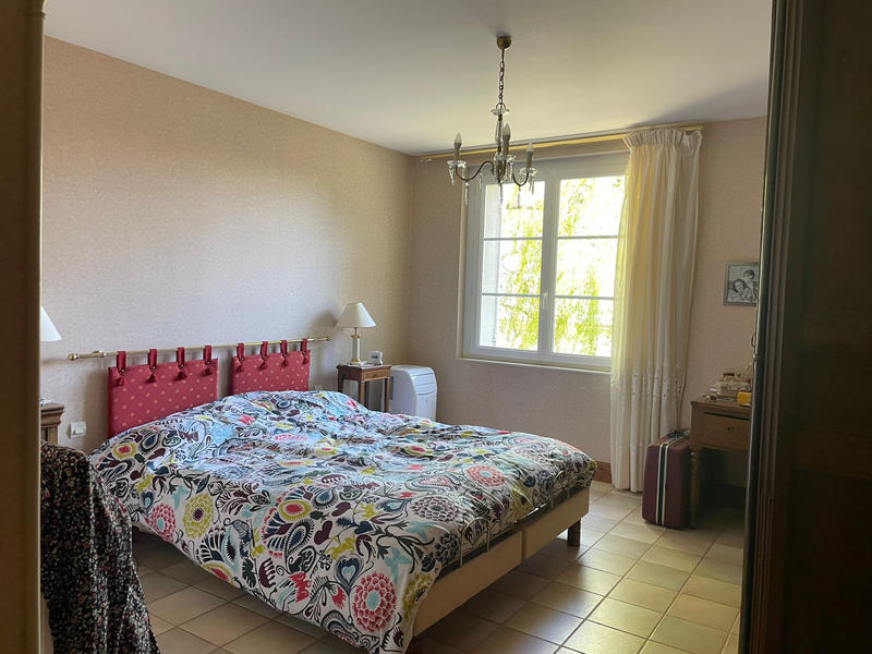 Maison - 279 m² - 8 pièces