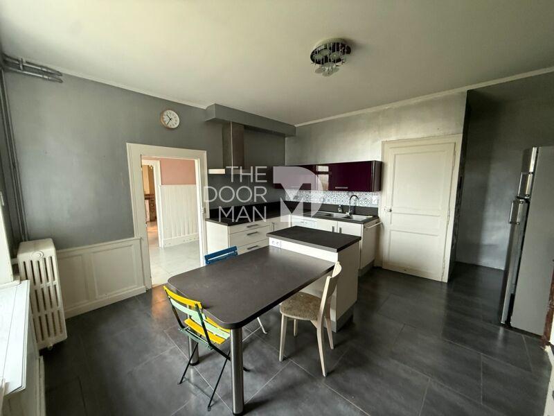 Maison de maîtres - 210 m² - 8 pièces