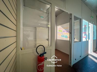 Entrepôt - 224 m² - 2 pièces