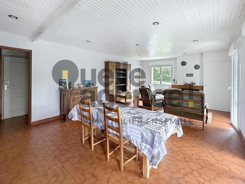 Maison en pierre - 137 m² - 7 pièces