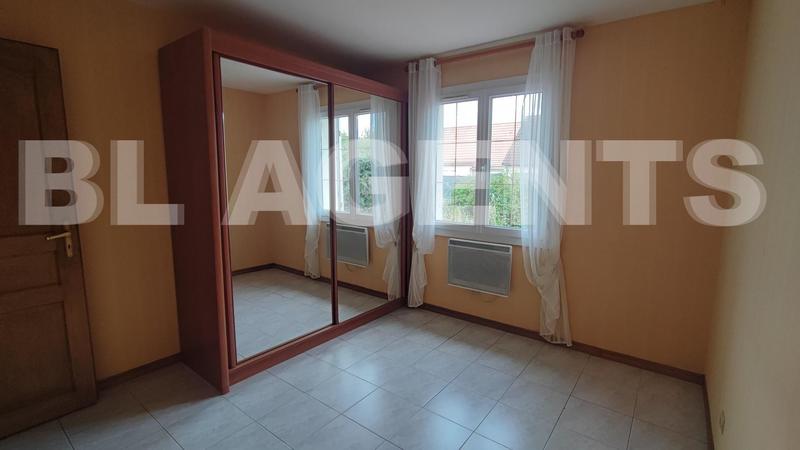 Pavillon - 174 m² - 7 pièces