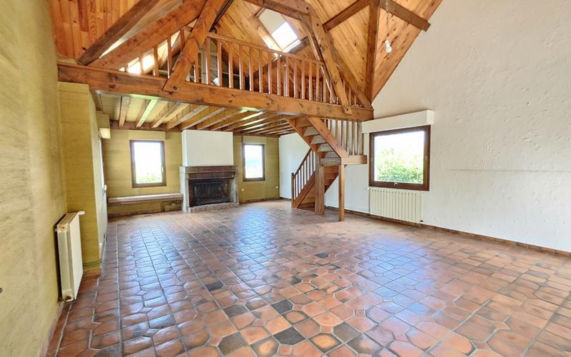 Villa - 205 m² - 8 pièces