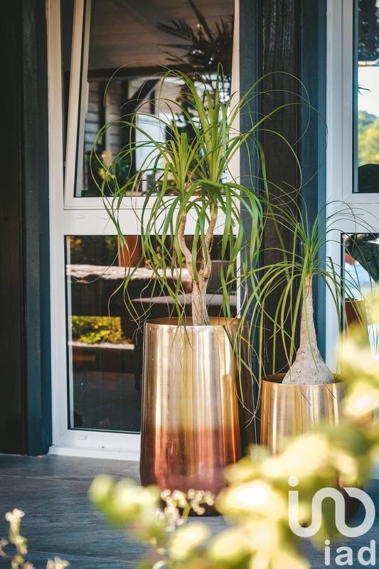 Maison - 272 m² - 5 pièces