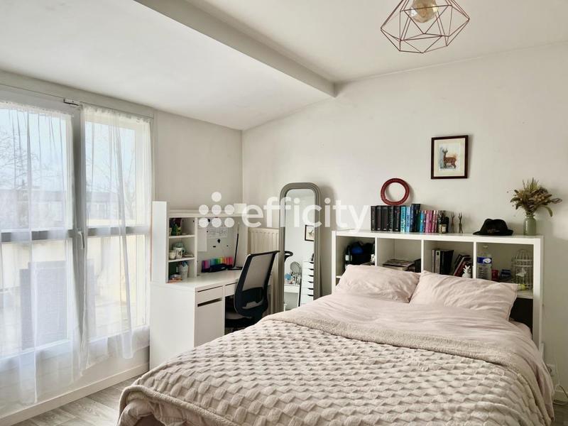 Pavillon - 104 m² - 5 pièces