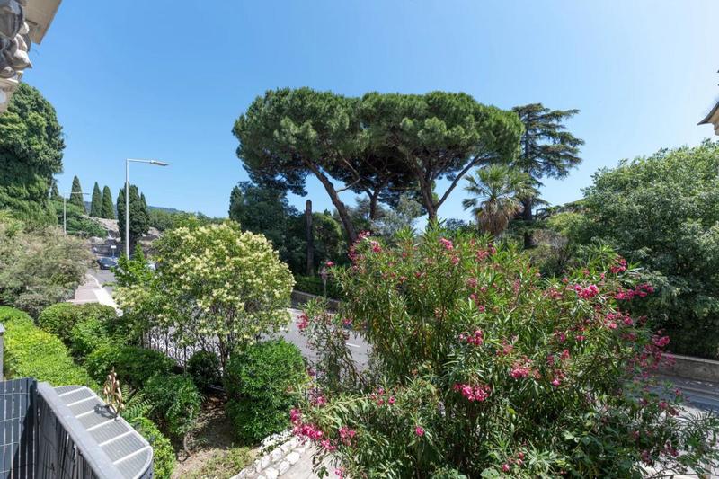 Appartement - 171 m² - 4 pièces