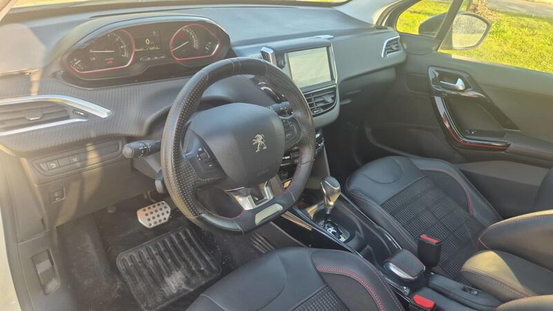 Peugeot 2008 1.2 PureTech 110 Eat6 Gt-Line - Automatique