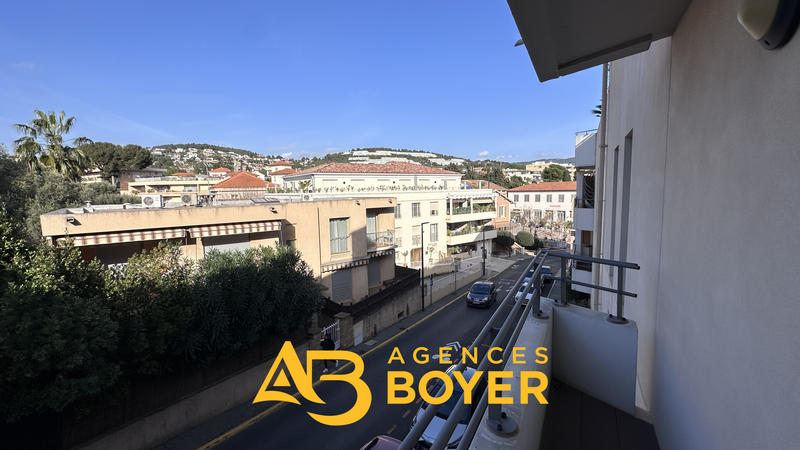 Appartement - 84 m² - 4 pièces