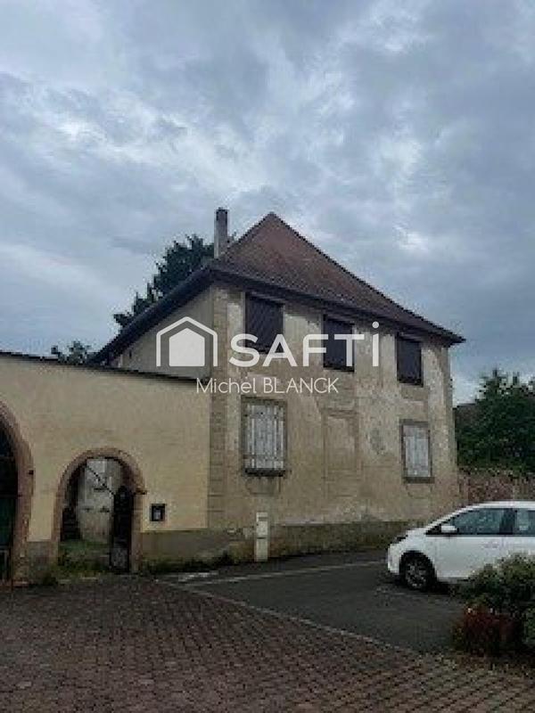 Maison - 240 m² - 10 pièces