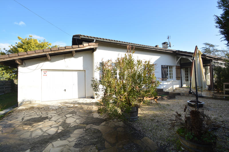 Maison - 198 m² - 7 pièces