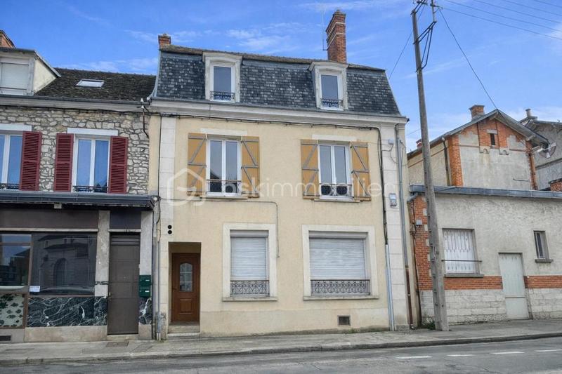 Immeuble - 170 m² - 3 pièces