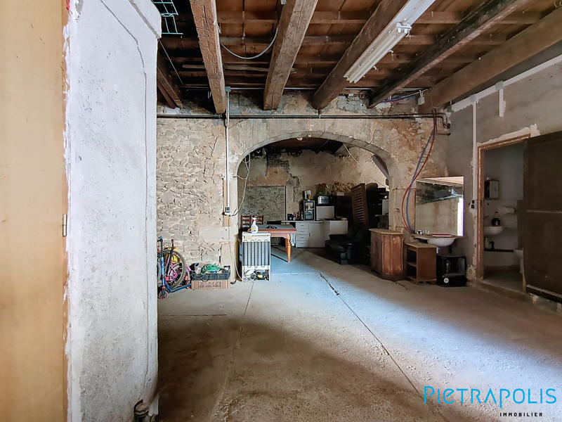 Maison - 260 m² - 5 pièces