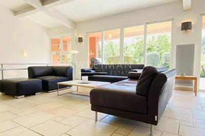 Villa - 152 m² - 5 pièces