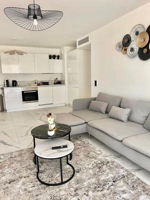 Appartement - 76 m² - 3 pièces