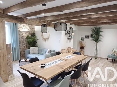 Maison - 205 m² - 5 pièces