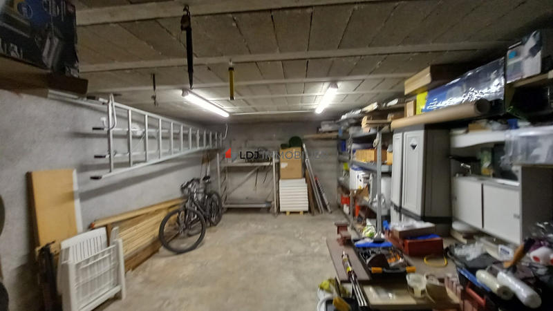 Maison - 179 m² - 8 pièces