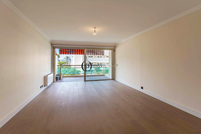 Appartement - 95 m² - 4 pièces