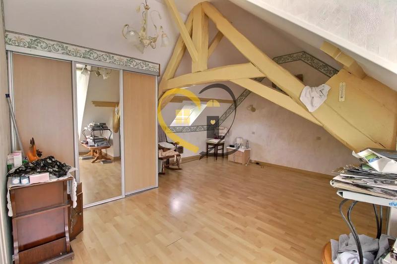 Maison - 98 m² - 4 pièces