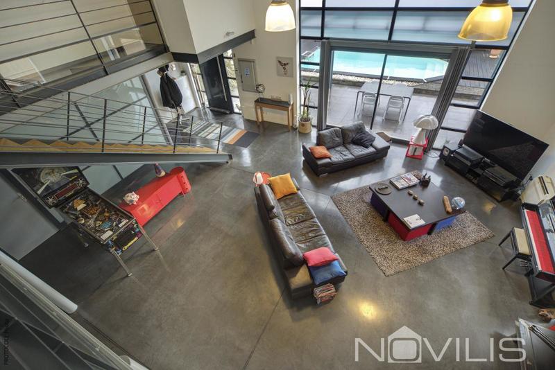 Maison - 210 m² - 5 pièces