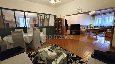 Maison de ville - 240 m² - 9 pièces