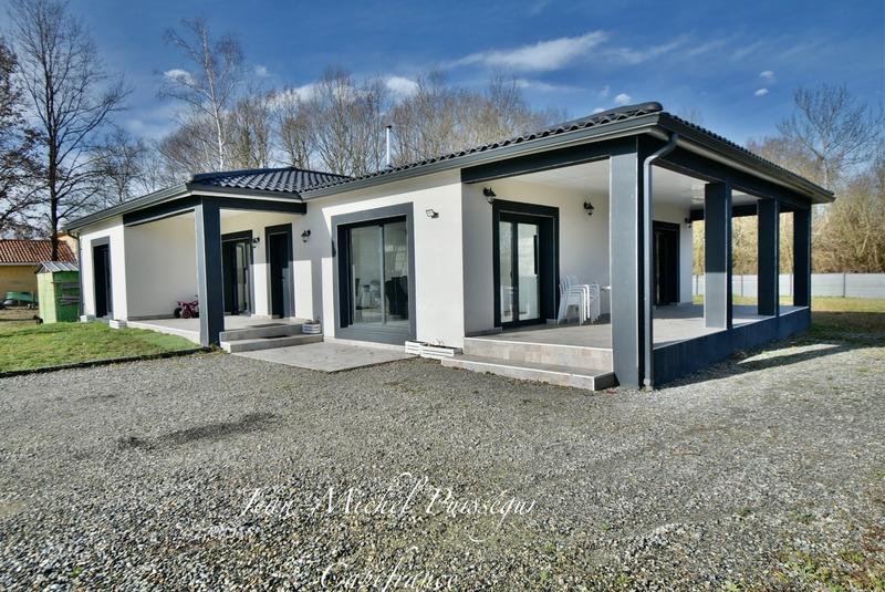 Maison - 140 m² - 5 pièces