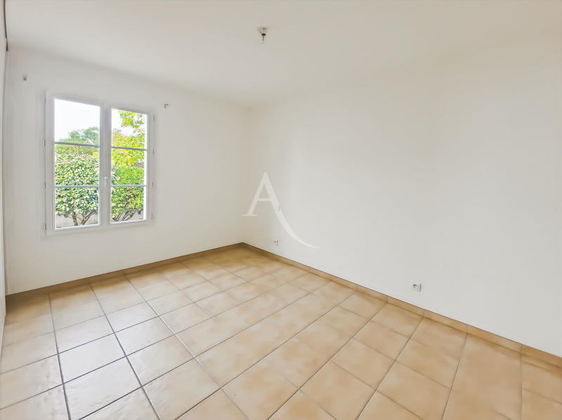 Maison - 88 m² - 3 pièces