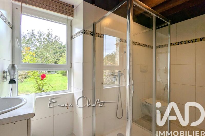 Maison - 190 m² - 8 pièces