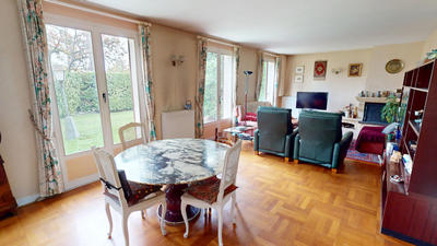 Maison - 163 m² - 6 pièces