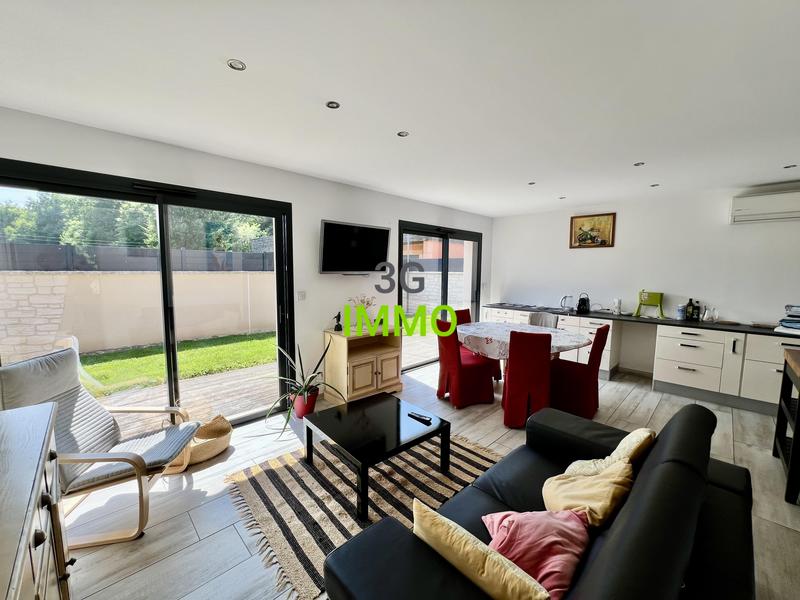 Villa - 80 m² - 4 pièces