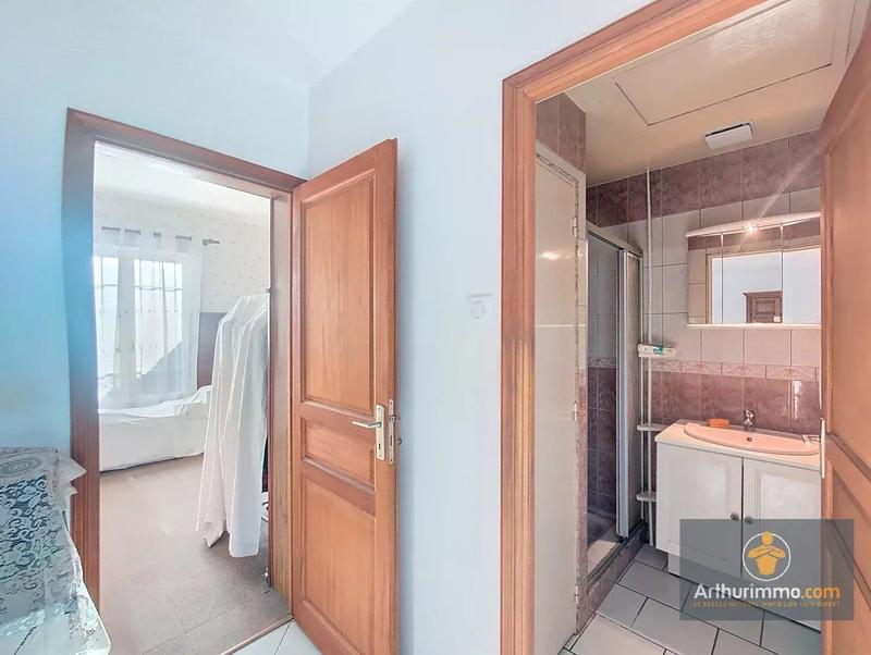 Immeuble - 209 m² - 8 pièces