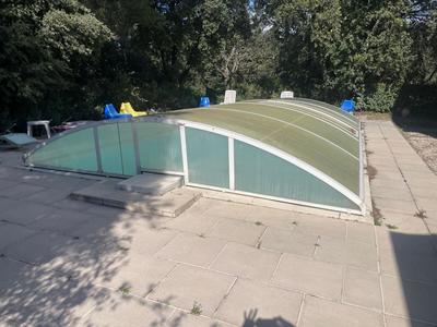 Villa - 285 m² - 9 pièces