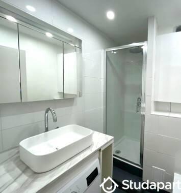 Chambre - 11 m² - 1 pièce