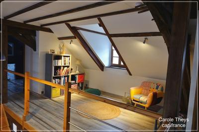 Maison - 221 m² - 9 pièces