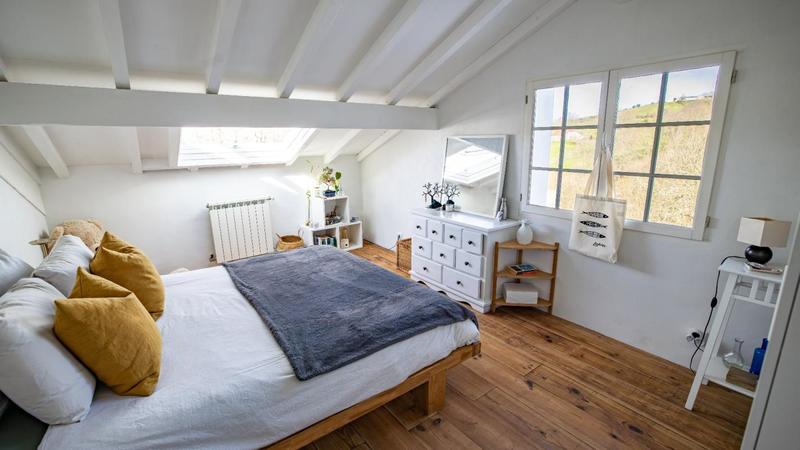 Maison - 530 m² - 12 pièces