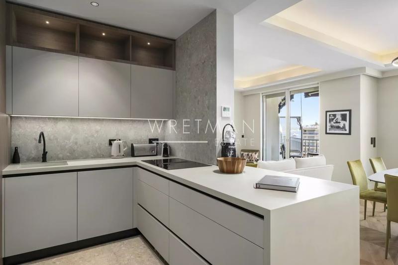 Appartement - 98 m² - 4 pièces