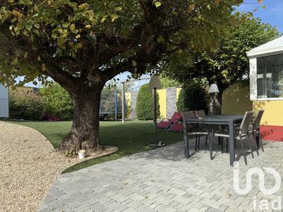 Maison - 200 m² - 8 pièces