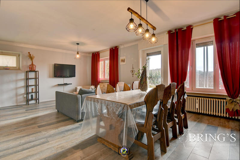 Maison - 100 m² - 6 pièces