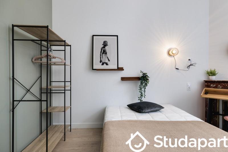 Chambre - 13 m² - 1 pièce