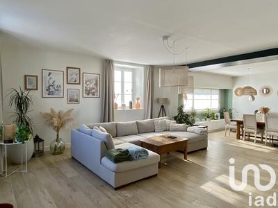 Maison - 201 m² - 6 pièces