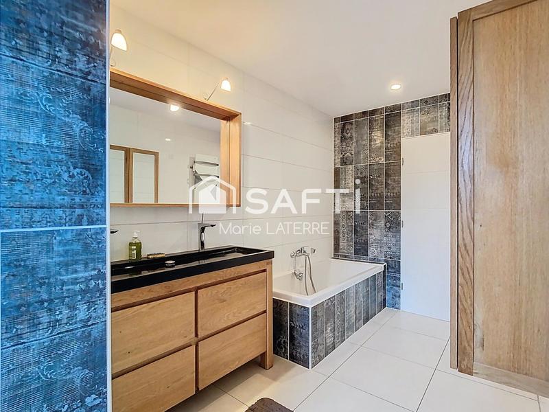 Villa - 285 m² - 7 pièces